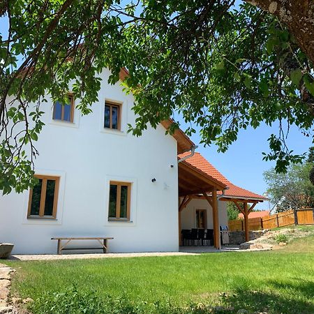 Podhradi Landstejn Villa Славонице Екстериор снимка