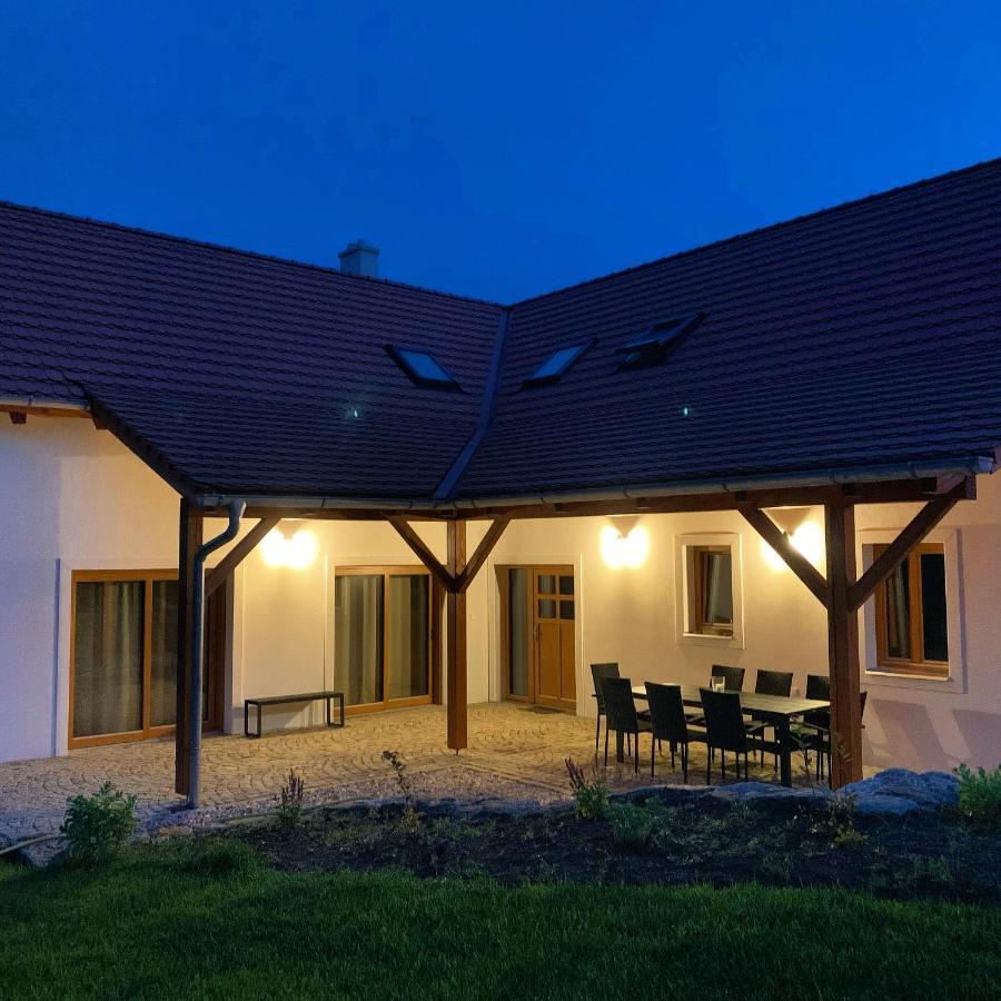 Podhradi Landstejn Villa Славонице Екстериор снимка